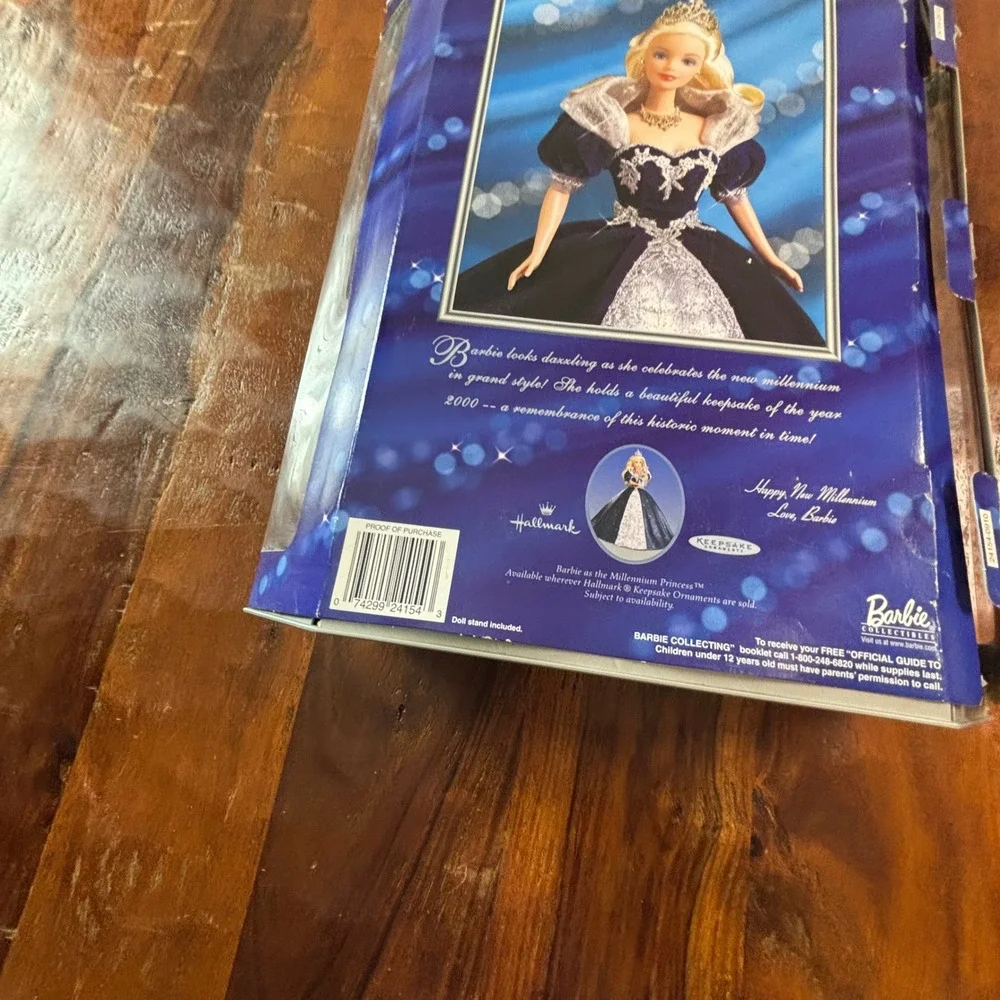 Millennium Princess Barbie Special Edition 2000 Navy Gown Mattel 24154 Vintage